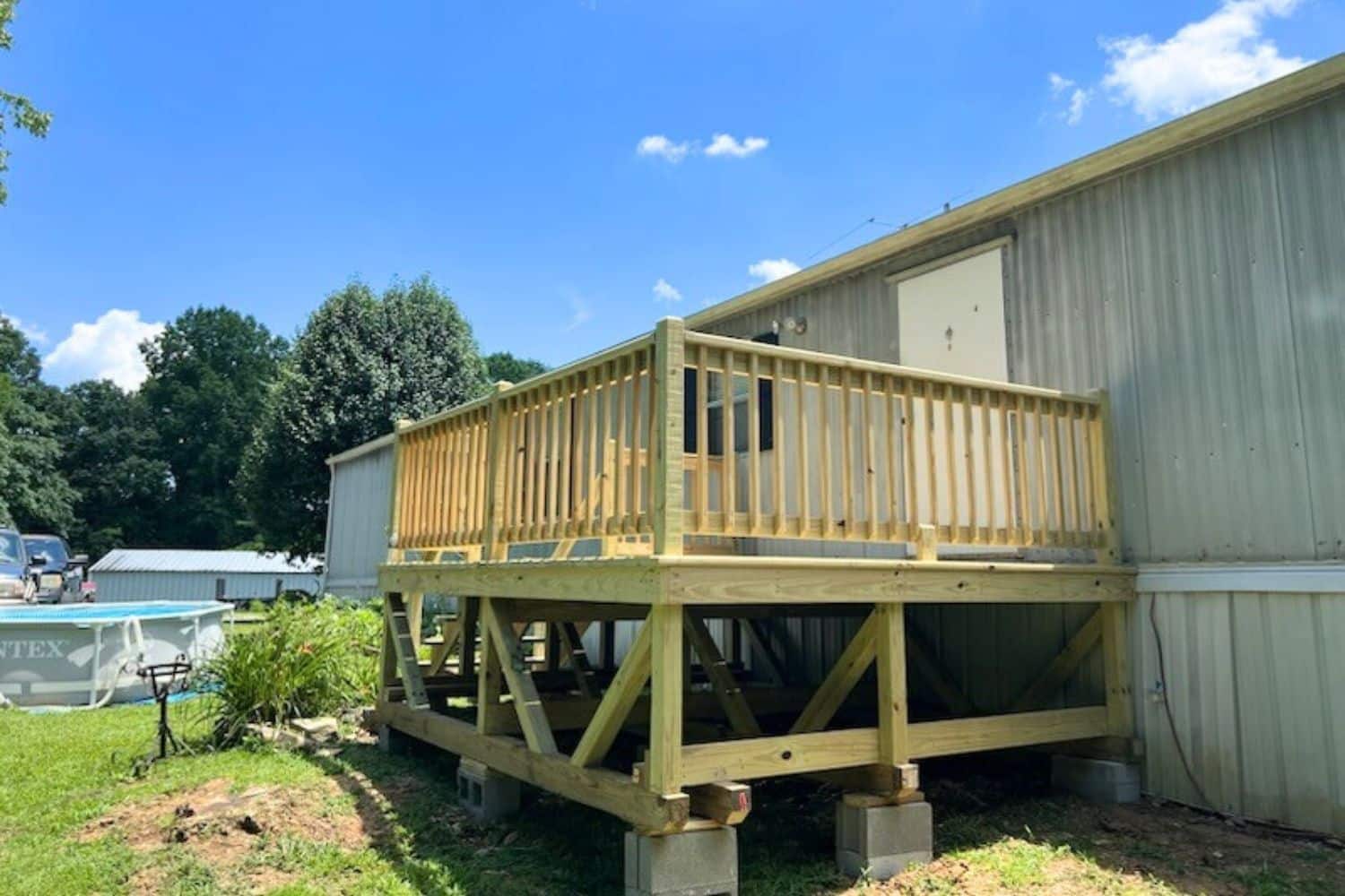 10x12 mobile home deck in Bethpage TN