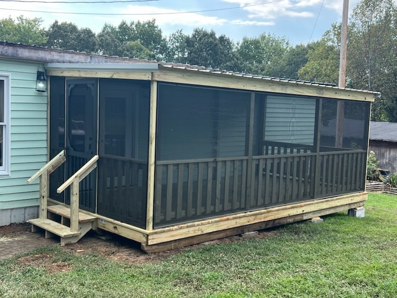 10x20 Screened-In Deck in Bloomington Springs, TN